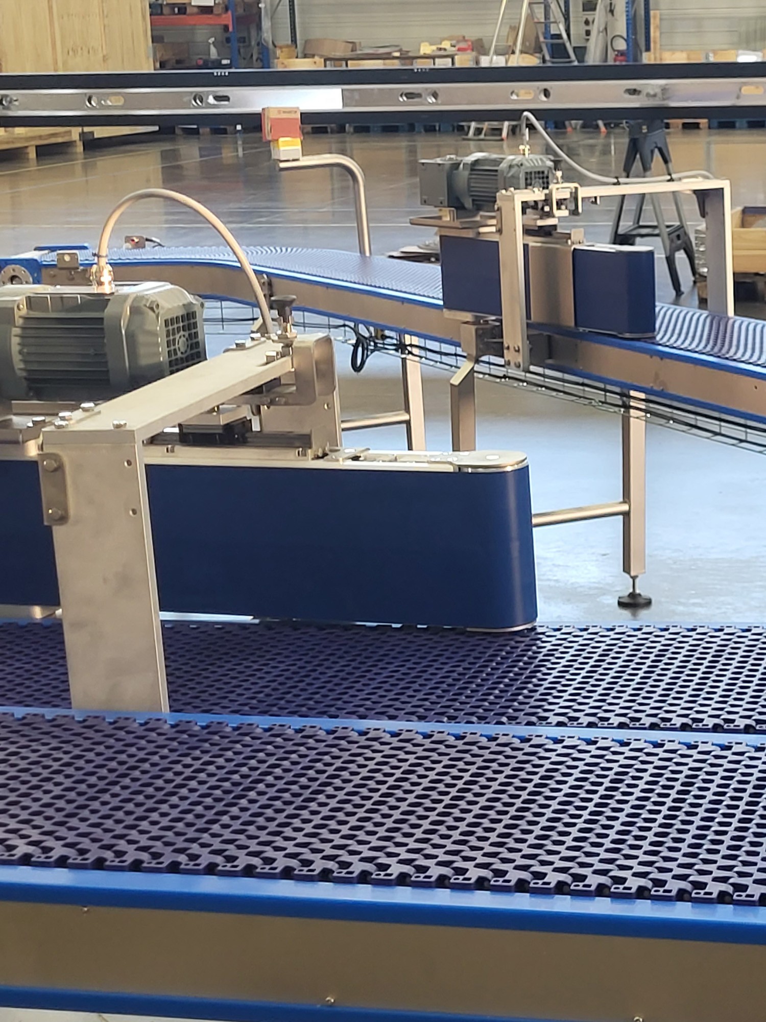 Convoyage de produits MG Tech - Réalignement de sachets