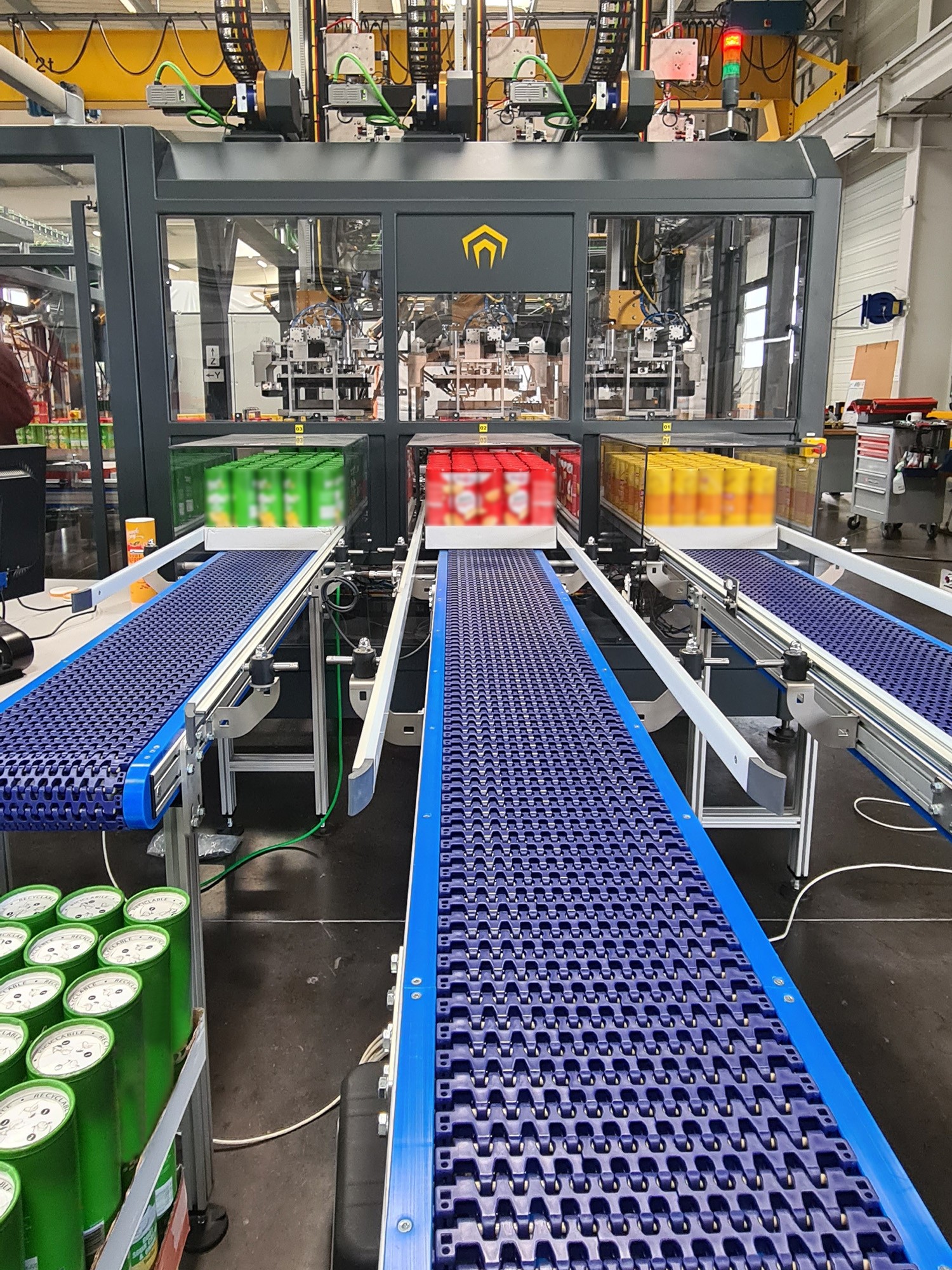 Convoyage de caisses et cartons MG Tech - Circuit complet de convoyeurs de caisses pleines