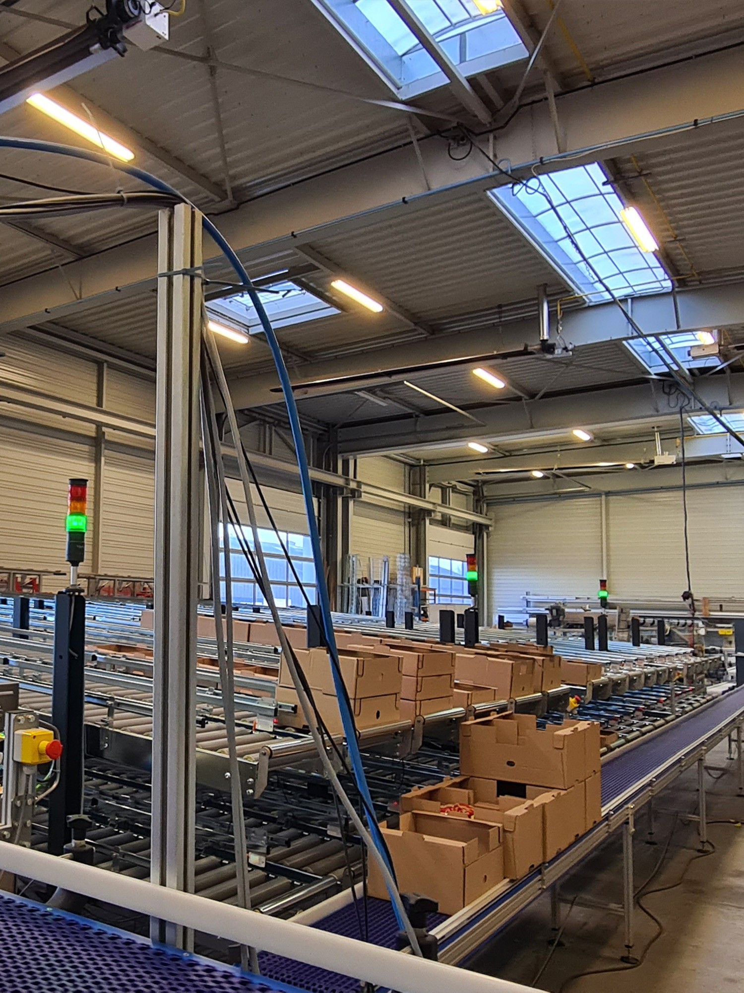 Transoprte de cajas y cartones MG Tech - Estación de preparación de pedidos y picking manual